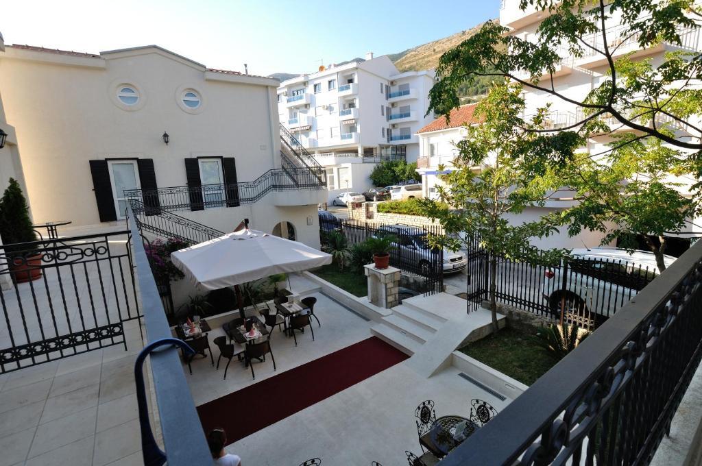 Vila Duric - Ex Hotel Duric Petrovac na moru Exterior foto